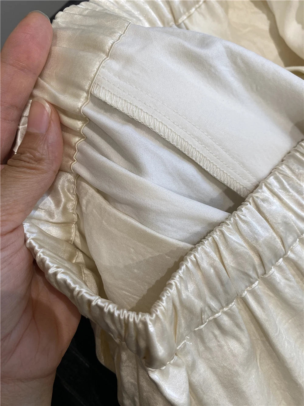 Loose Fit Elastic Waist Satin Texture Casual Shorts for Women