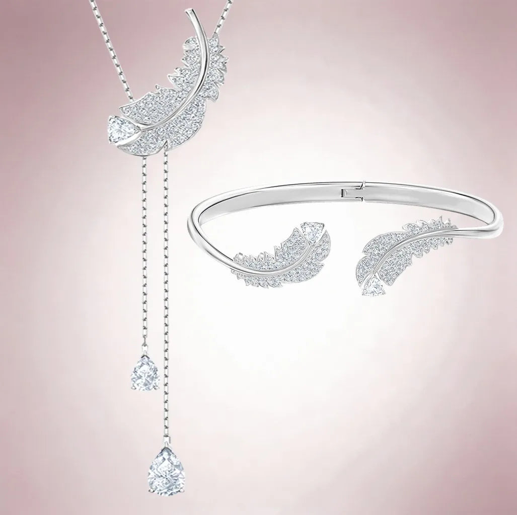 Elegant Dazzling Teardrop Crystal Jewelry Set for Women
