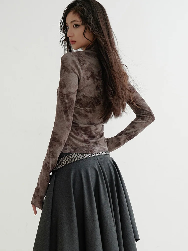[EAM] Women Gray Flocking Hollow Out Slim Bandage Bow T-shirt New Round Neck Long Sleeve Fashion Tide Spring Autumn 2025 1DH9347