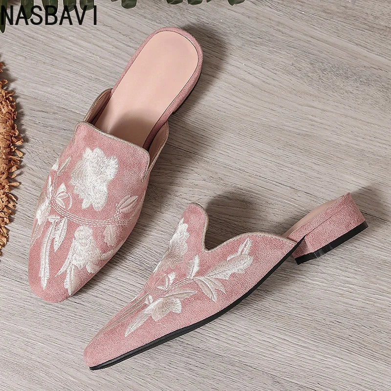 Chic Floral Velvet Embroidered Mules