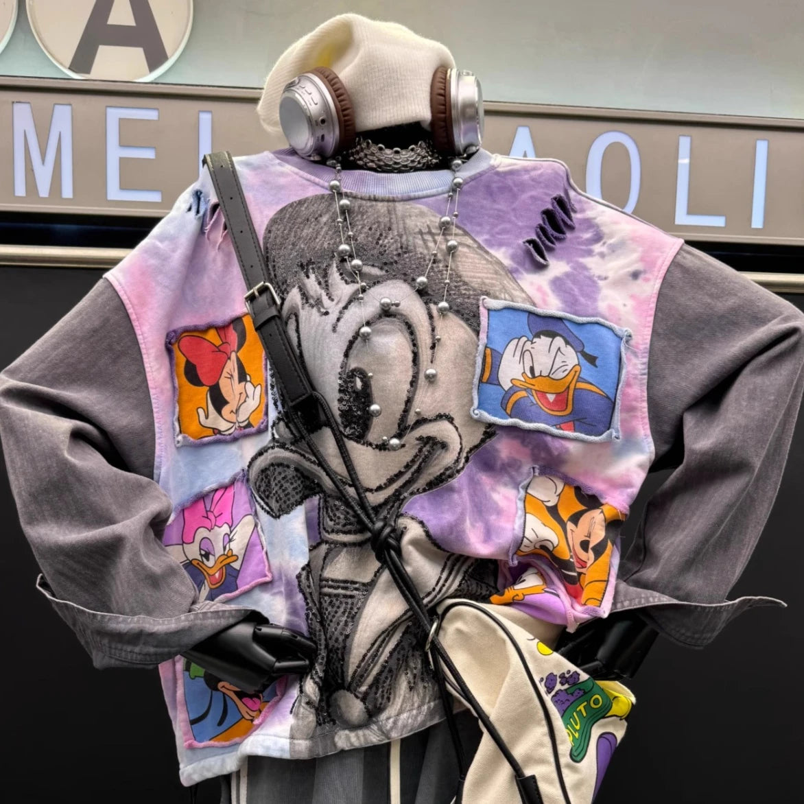 Autumn New Heavy Stitching Denim Trendy Brand Cartoon Duck Gradient Color Round Neck Fashion Pullover Sweatshirt for Women