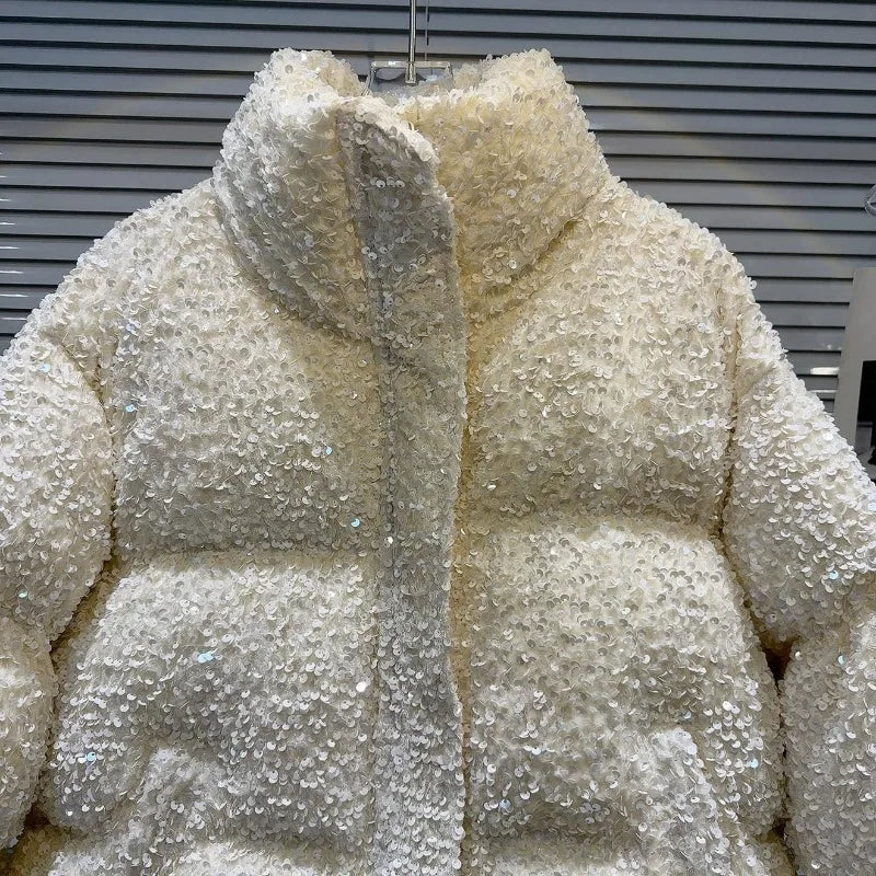 2025 Winter New Sweet And Cool Hot Girls Sparkling Beads Heavy Industry Warm Bread Jacket Down Coat Women's Solid Color Parkas