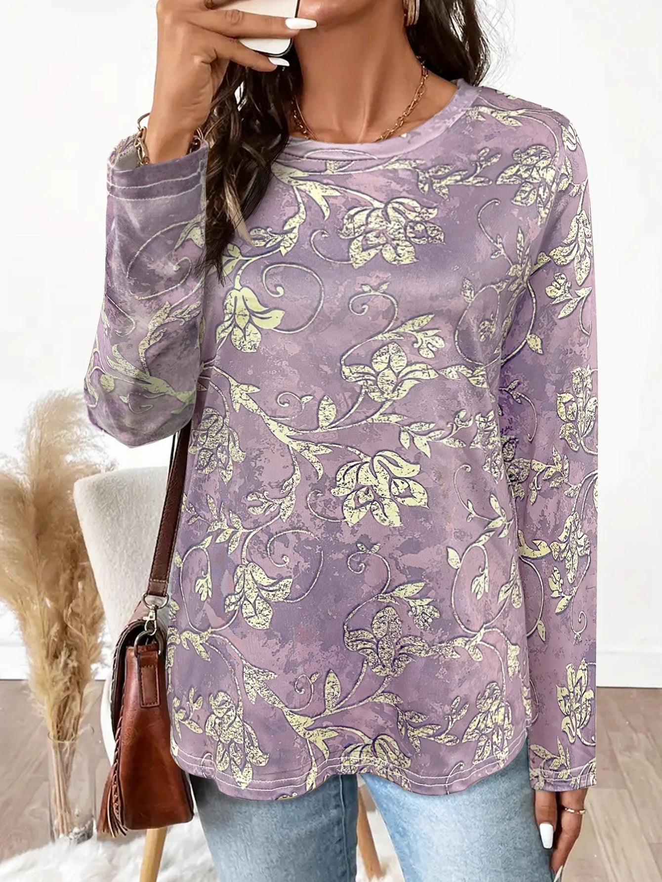 Women's Long - Sleeve Round - Neck T - Shirt, Light Purple with Vintage Floral Print, Casual Retro & Daily Wear