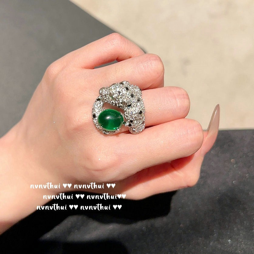 Elegant Hollow Leopard Inlaid Zircon Band Ring for Women