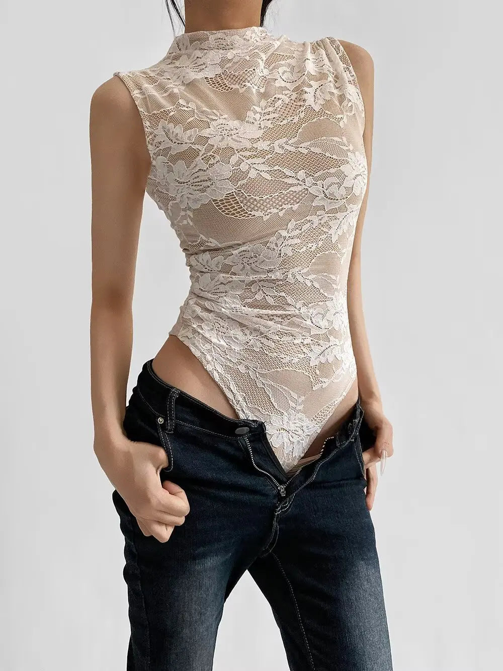 Elegant Sleeveless Bodycon Lace Bodysuit Top For Women