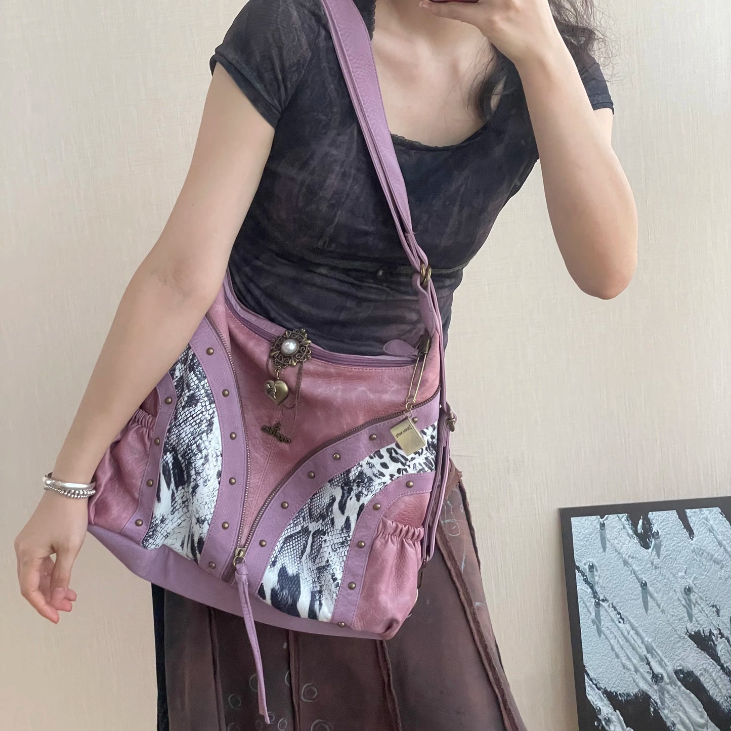 Original Design Retro Rivet Leopard Print Punk Backpack Commuter Large Capacity Tote Crossbody Bags for Women Hot Selling