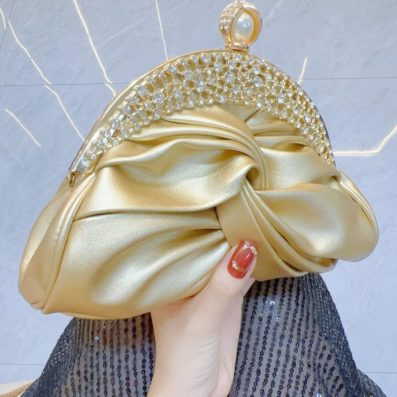 Luxury Women  Fashion Design Handbags Sparkling Banquet Clutch Bag Inlaid With Rhinestone Chain Shoulder Bag Party Dinner Bag