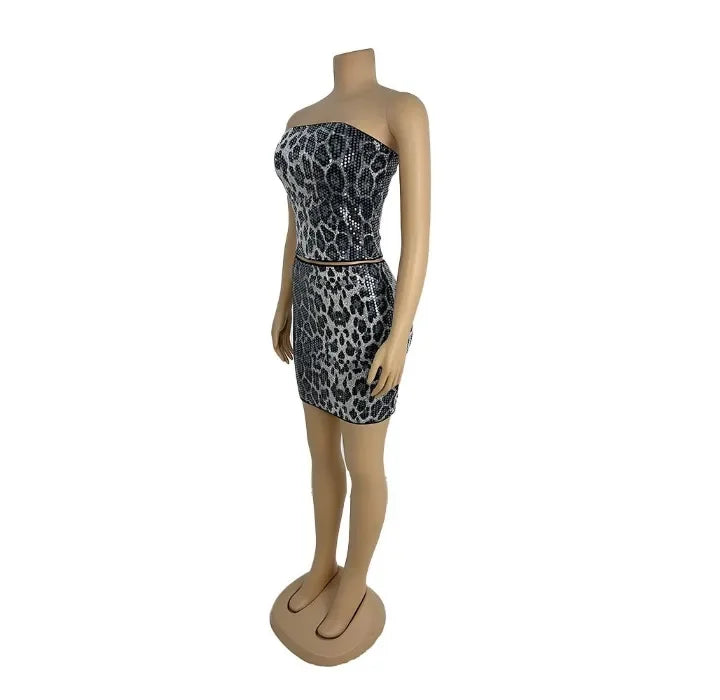 Sleeveless Top for Women Streetwear Slim Fit Type Leopard Print Strapless Sequined Ultra Short Vests Female Summer 2025 New
