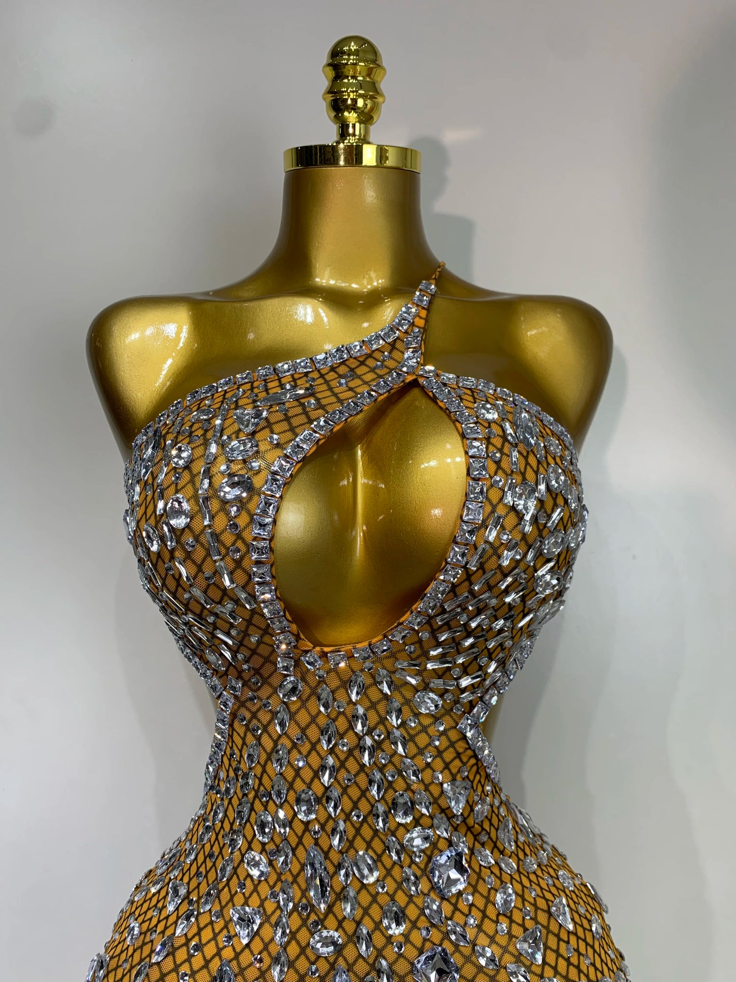 Sexy Sparkly Diamond Backless Short Dress 2025 Women Sleeveless Mesh See Through Evening Birthday Gown Singer Stage Outfit