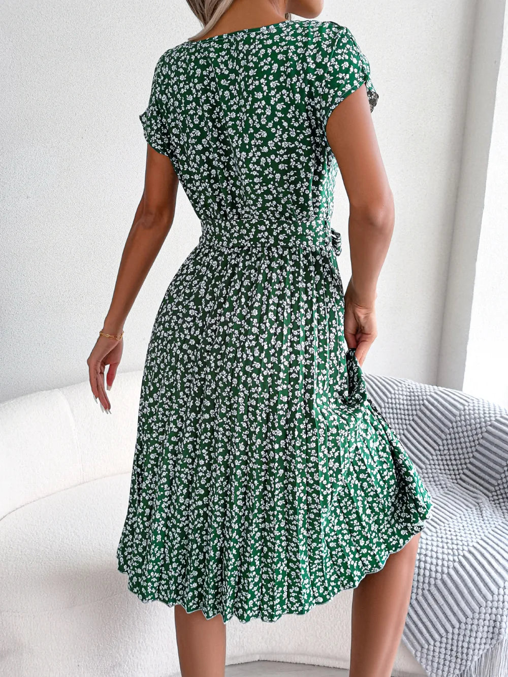 Chic Casual Pleated Short Sleeve Midi Dress for Women