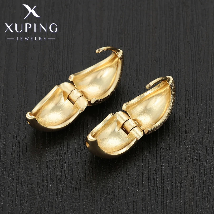 Simple Light Gold Tone Fashion Hoop Earrings for Women