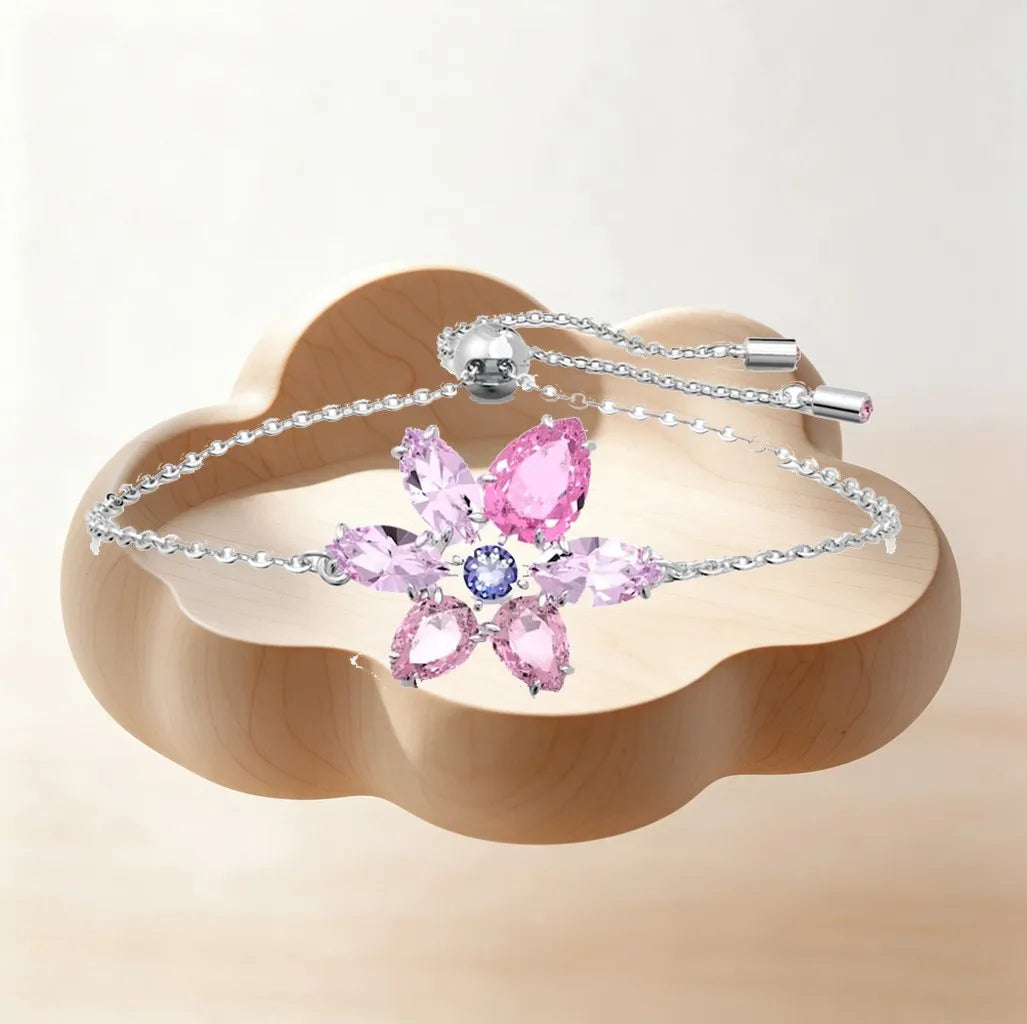Shimmering Crystal Jewelry Set With Necklace And Earrings For Women