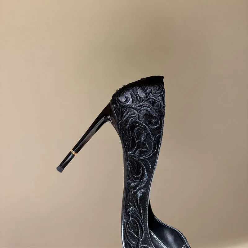 Design Women High Heel Metal Toe Embroidered High Heel Shoes Sexy Lady High Heel Gold Pointed Metal Toe Slingback Stilettos