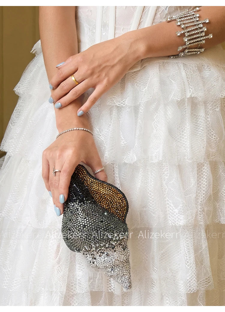 Glamorous Crystal Conch Shaped Rhinestone Evening Bag for Women