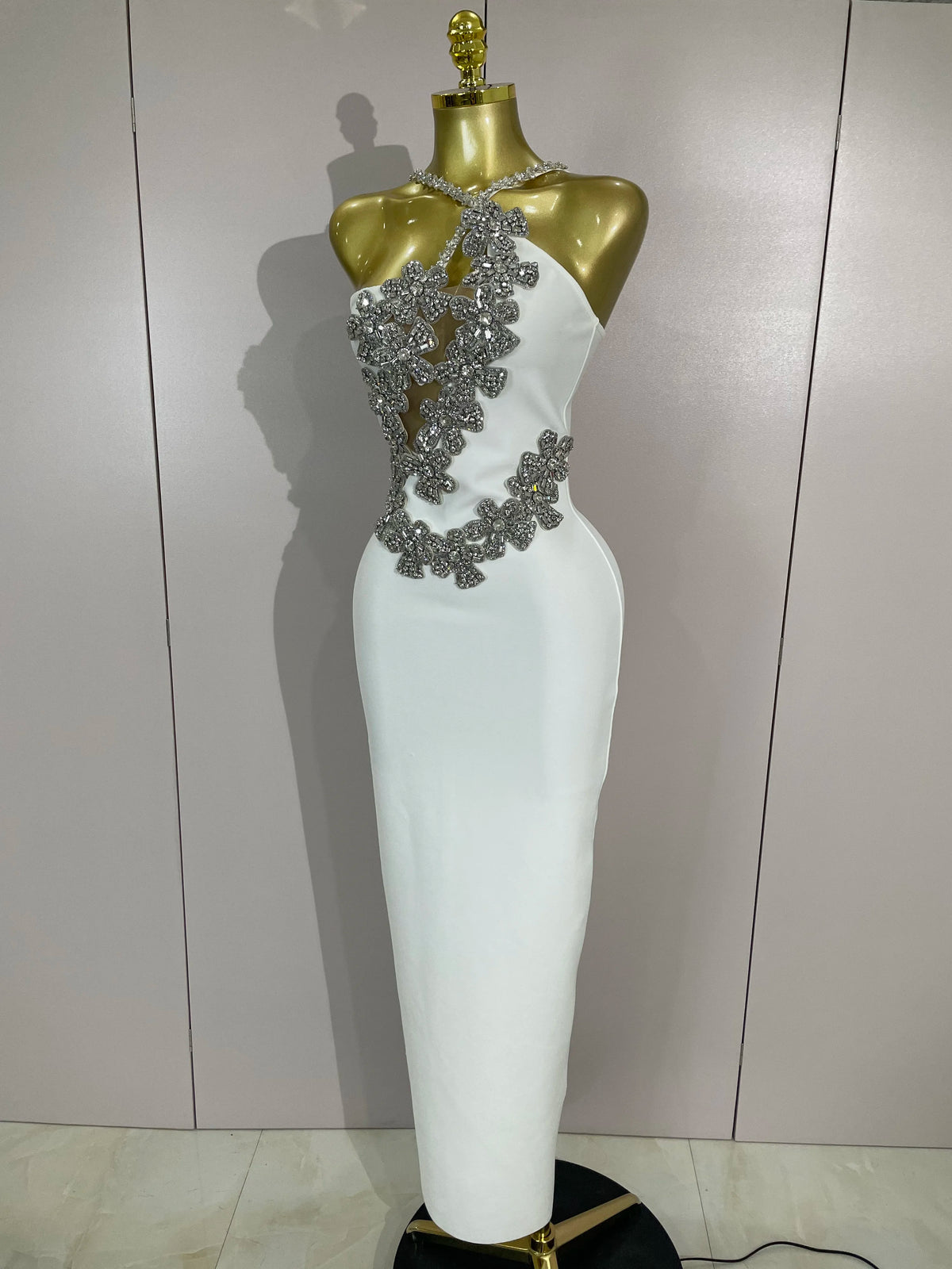 Sexy Backless Sparkly Crystal Diamonds White Bodycon Bandage Dress Women Celebrity Elegant Evening Club Party Birthday Dresses