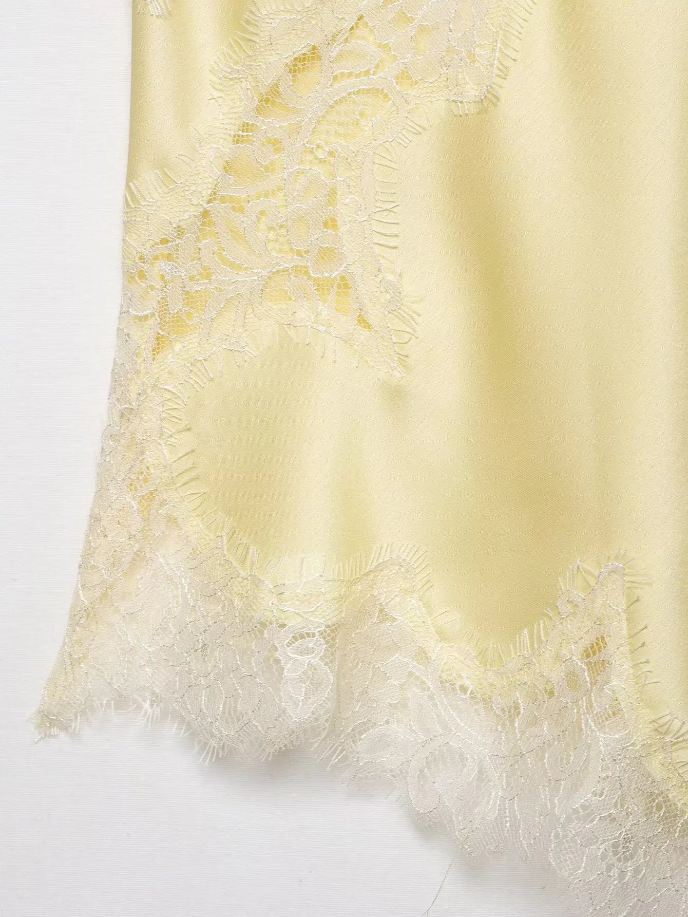 Elegant Lace Backless Asymmetrical Sleeveless Camisole for Women