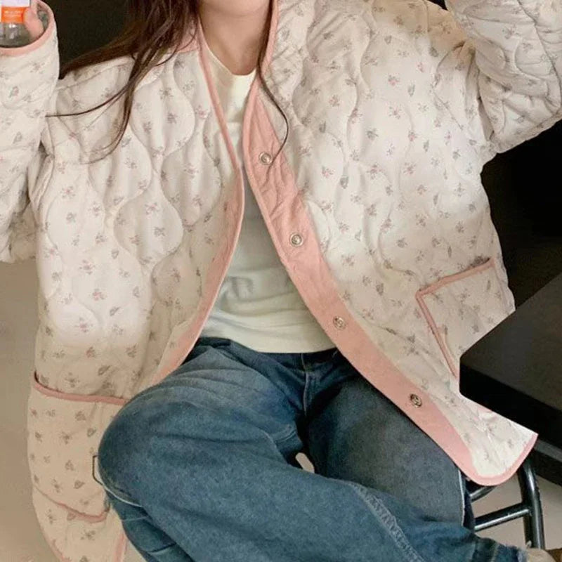 Retro floral small fresh color matching plaid cotton-padded jacket women's autumn and winter plus cotton coats on both sides.