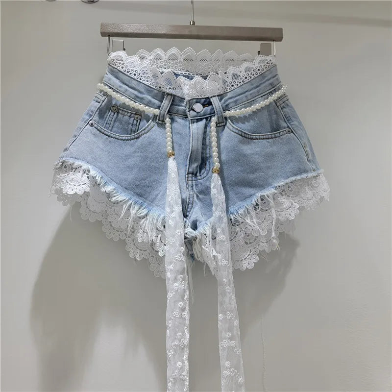 Crochet Lace Trim Raw Hem Denim Shorts With Pearl Belt For Women