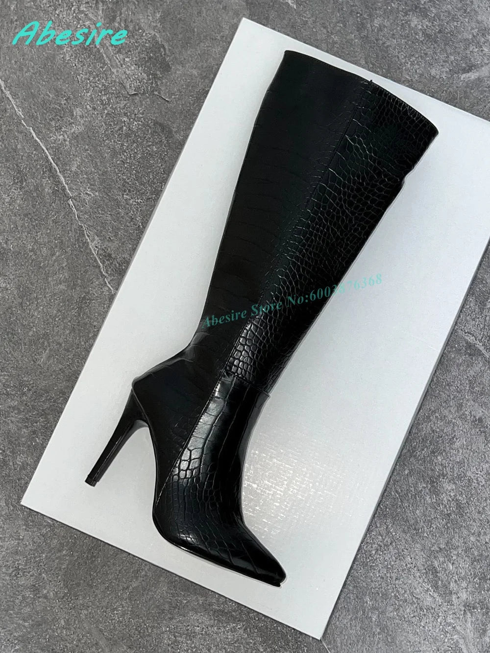 Burgundy Crocodile Pattern Knee High Boots Pointed Toe Stiletto Heel Side-Zipper Women's Boots Retro Sexy Daily Party Shoes