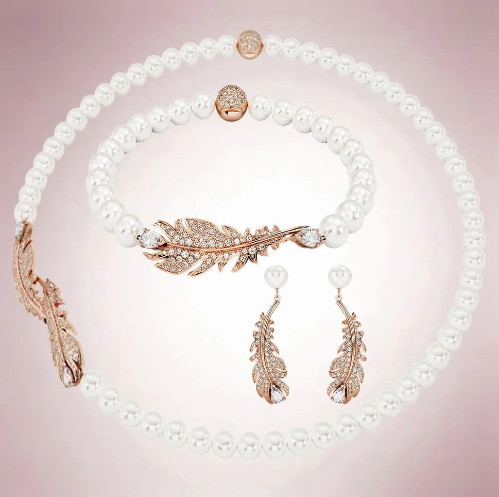 Elegant Dazzling Teardrop Crystal Jewelry Set for Women