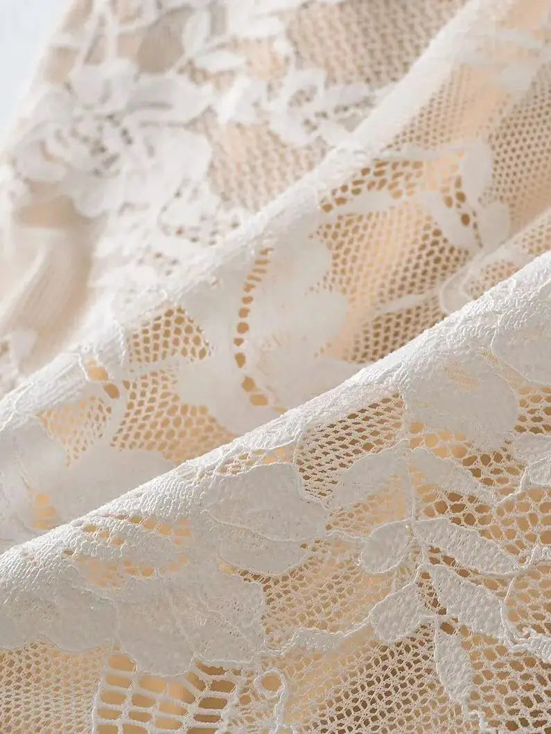 Elegant Sleeveless Bodycon Lace Bodysuit Top For Women