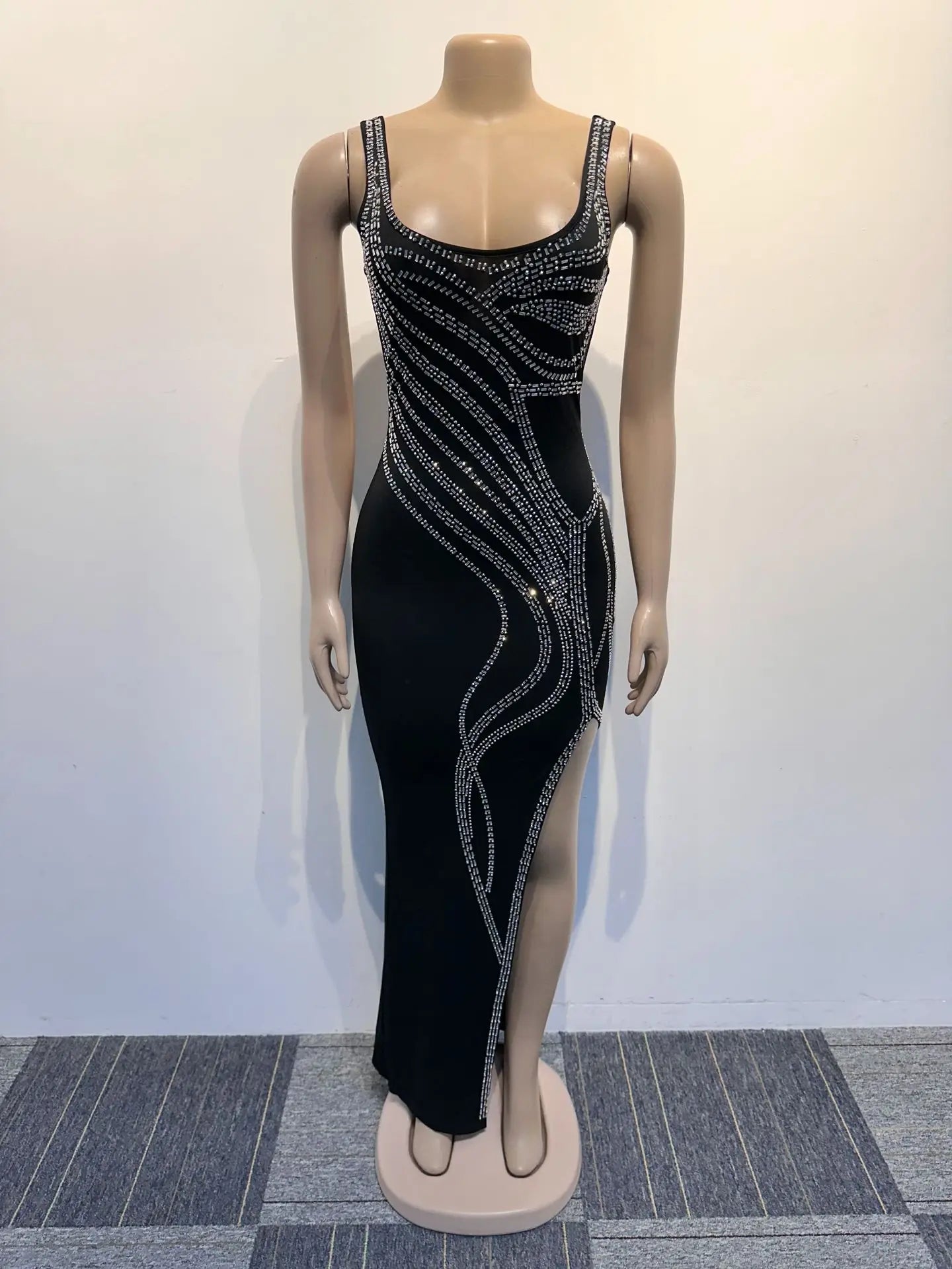 Elegant Rhinestone V-neck Floor Length Evening Dress for Women