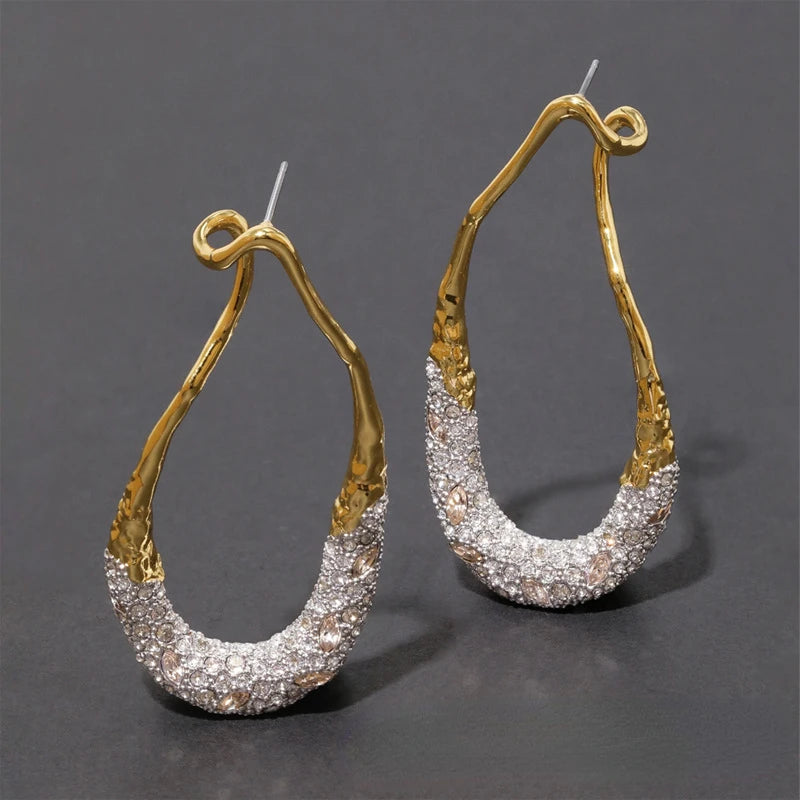 Stylish Geometric Two Tone Copper Stud Earrings for Women