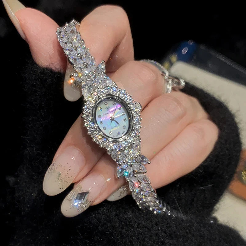 Small Luxury Prong Setting Women's Watch Fine Fashion Hours Mother of Pearl Bracelet Crystal Girl's Gift Royal Crown Box