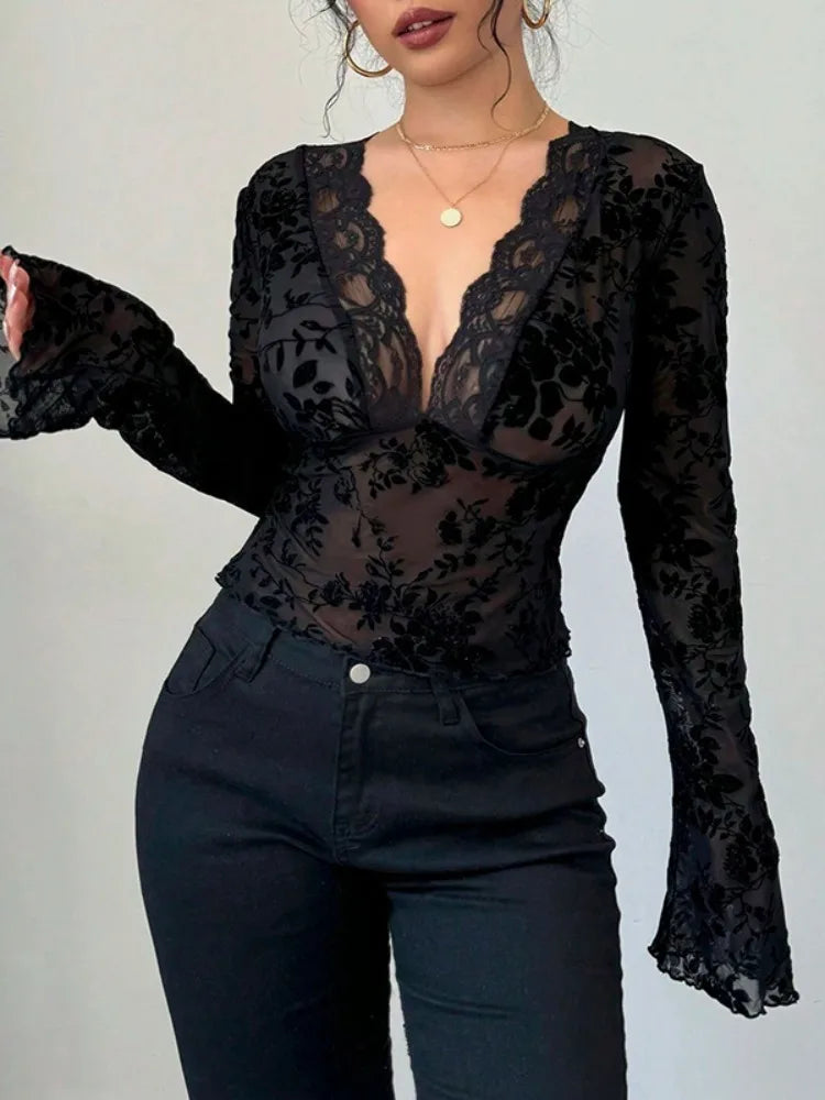 Bonboho Women's Solid Color Lace T-shirt V-neck Long Sleeves Slim Fit Pullover Shirts 2026 Spring Summer Elegant Blouse