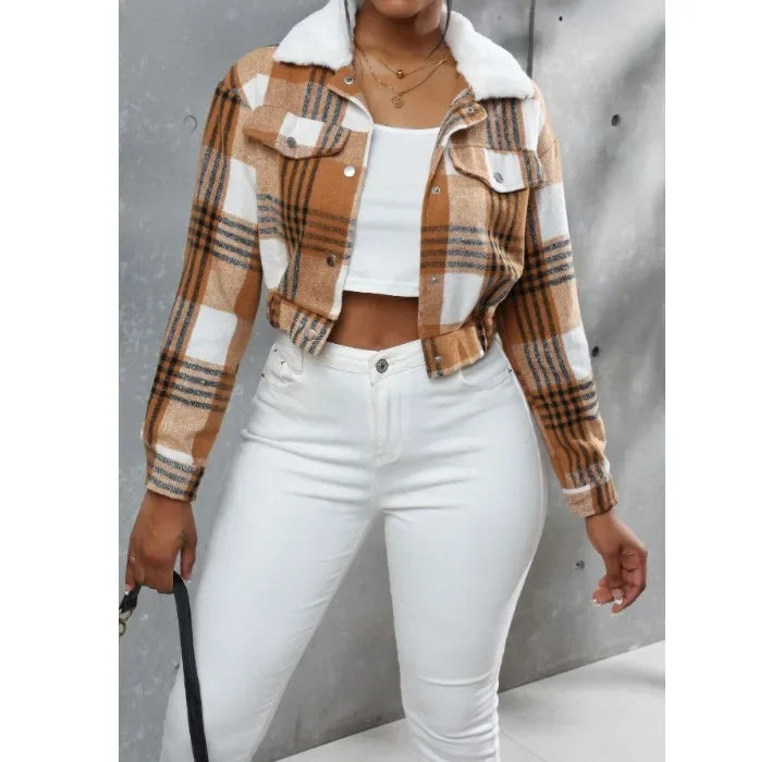 Elegant Women Jacket 2024 Autumn and Winter New Fashionable and Versatile Checkered Long Sleeved Short Top Coats Streetwear