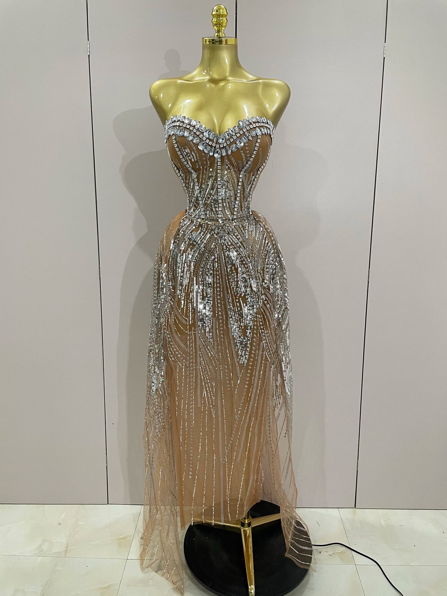 Elegant Sparkly Diamond Sequins Sexy Strapless See-Through Long Dress Women Evening Birthday Party Dress Nightclub Stage Costume