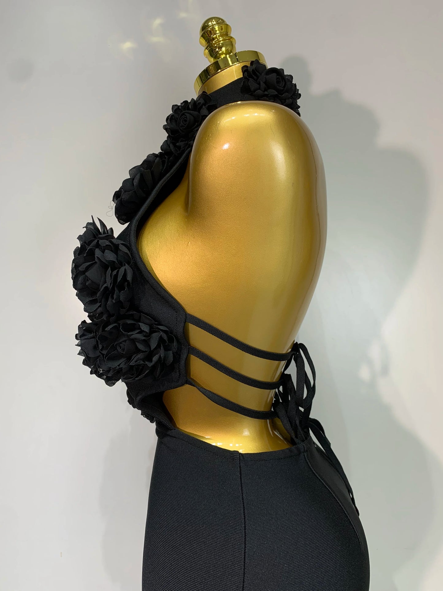 2025 New Women Sexy Halter Hollow Out Flowers Bodycon Bandage Dress Red Backless Elegant Party Luxury Birthday Wedding Dresses