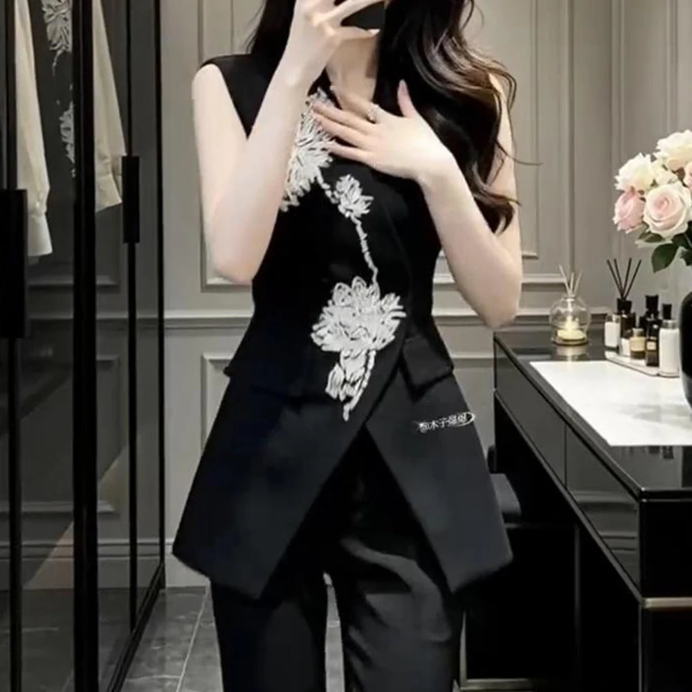 Chic Slim Diamond Detail Sleeveless Blazer for Women