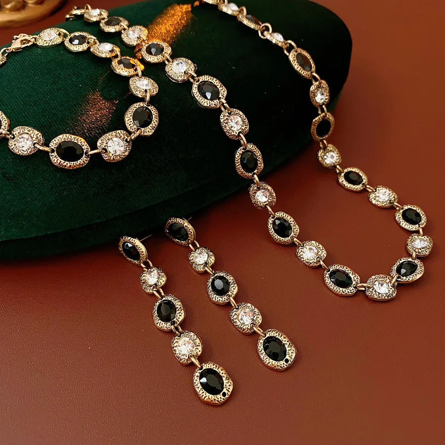 Retro Rhinestone Jewelry Set with Necklace and Earrings for Women