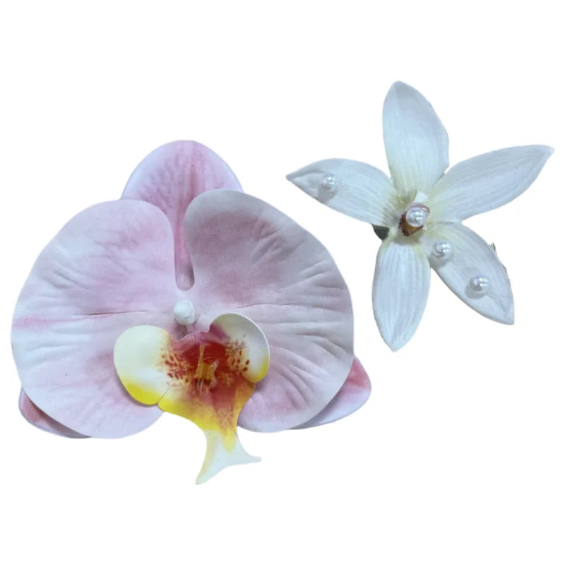 1 Pair Of Simulated Butterfly Decoration Fashion Cute Design Sweet Fresh Literary Ladies Flower Hole Shoes Sandals Accessories