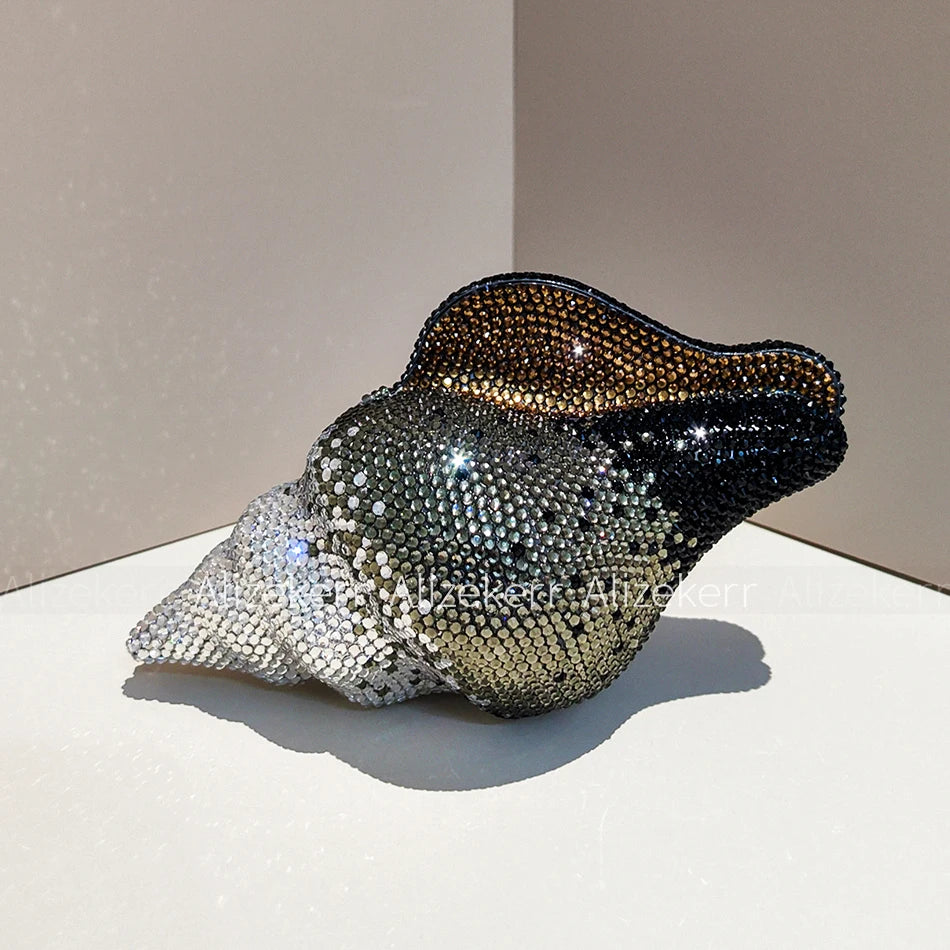 Glamorous Crystal Conch Shaped Rhinestone Evening Bag for Women