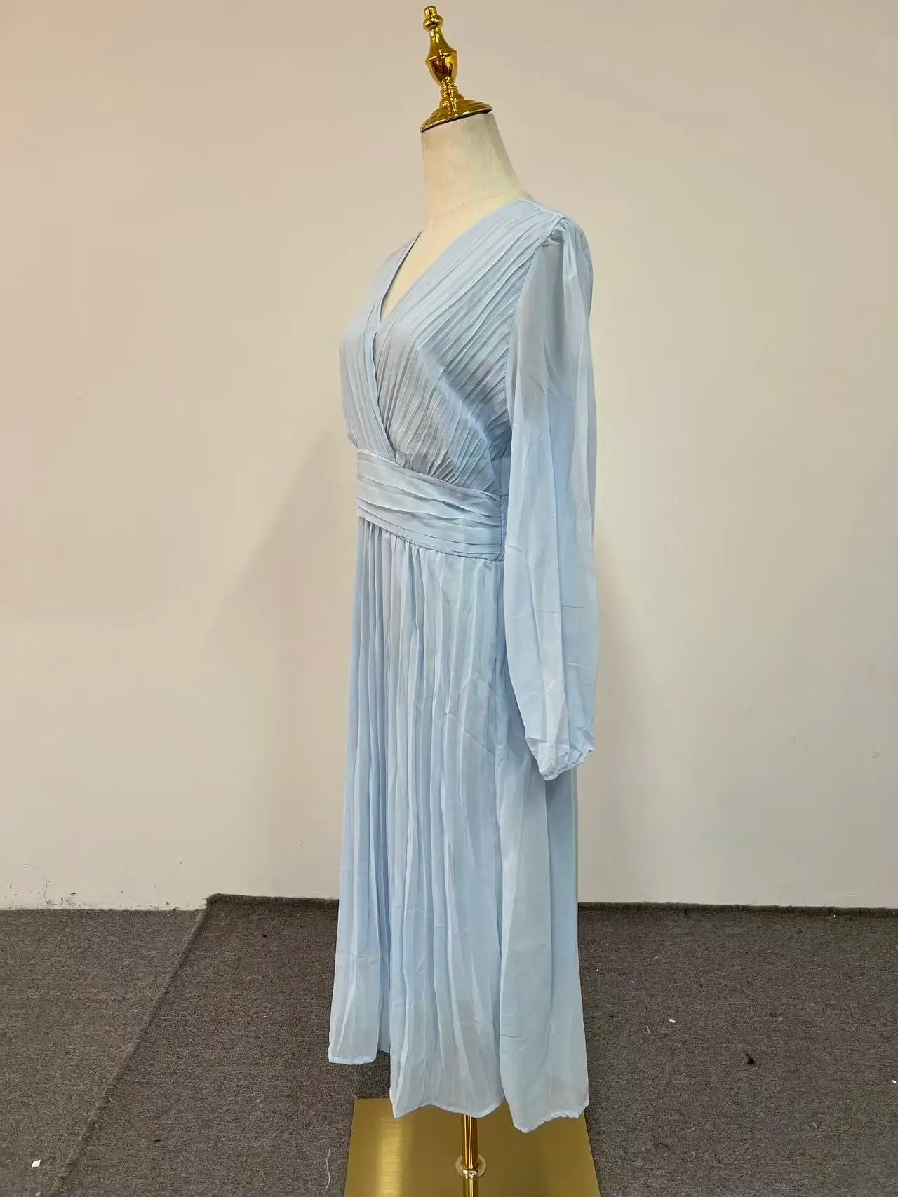 Elegant Blue Chiffon Ankle Length Flowing Dress For Women