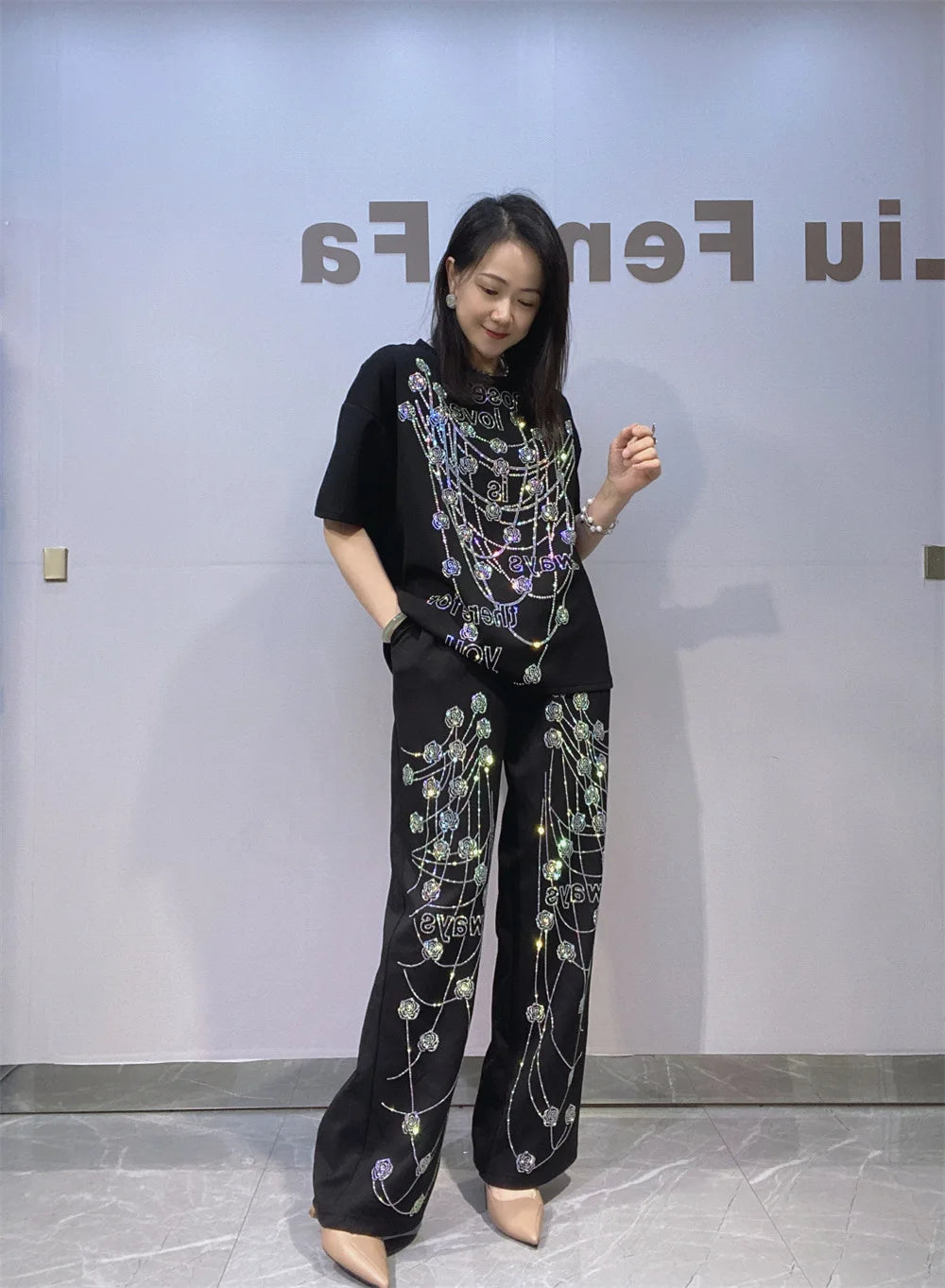 Elegant Lady Summer Two-piece Set Luxury Space Cotton Hot Diamonds Loose Short Sleeve T-shirt Top + Elastic Waist Wide Leg Pants