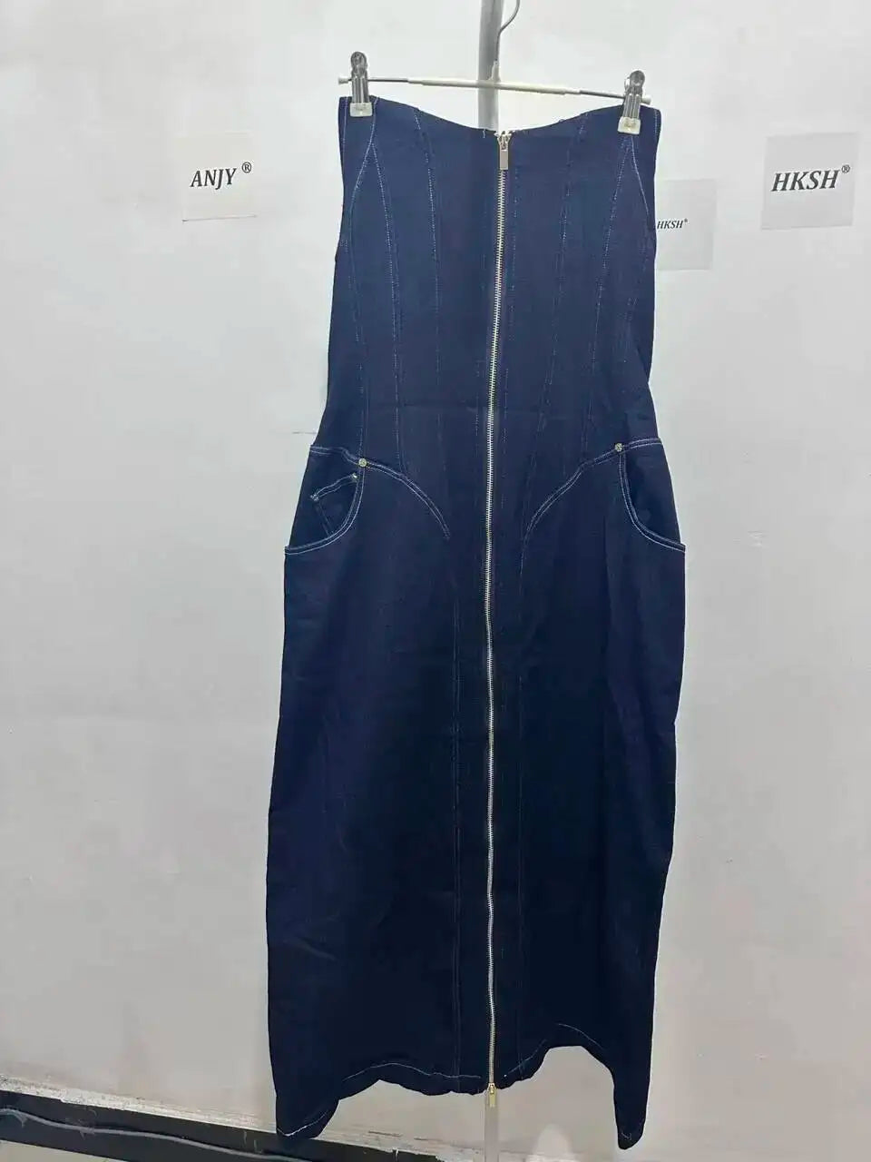 ANJY Summer New Women's Tide High Street Y2K Chic Trendy Sleeveless Halter Neck Backless Waist Cinching Zipper Denim Dress A8053