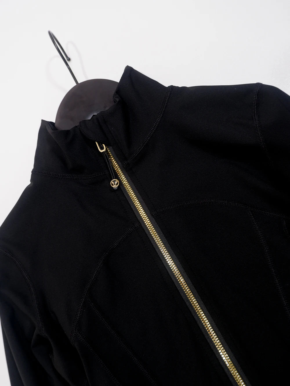 Slimming Gold Zipper Jacket and Yoga Pants Set for Women