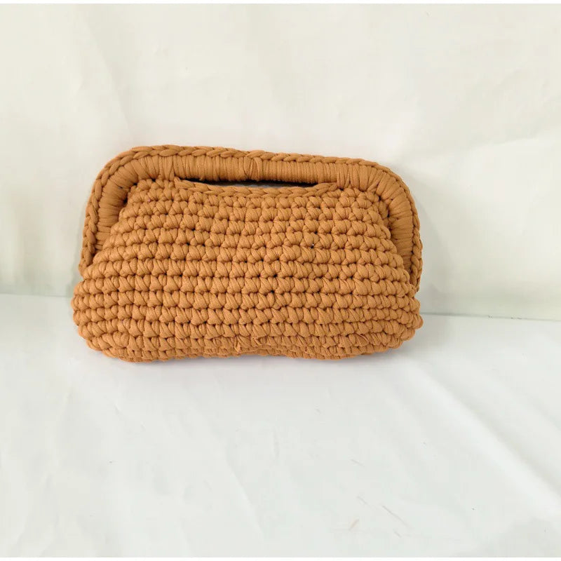 Fashion High-end Clutch Bag Hand-crocheted Clip Bag Simple Versatile Chain Cloud Bag New Leisure Travel Women's Underarm Bag