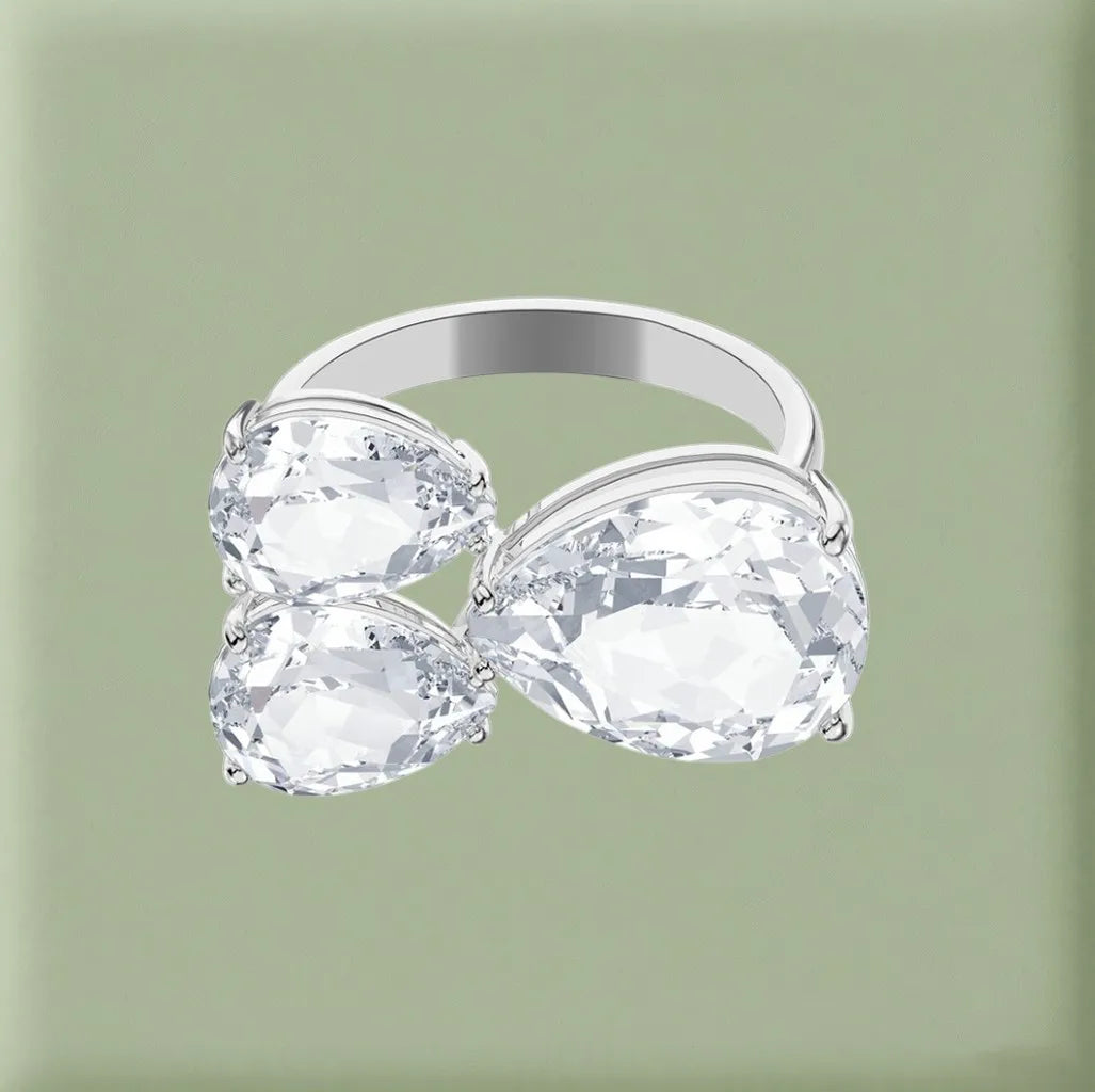 Elegant Austrian Crystal Statement Jewelry Set for Women