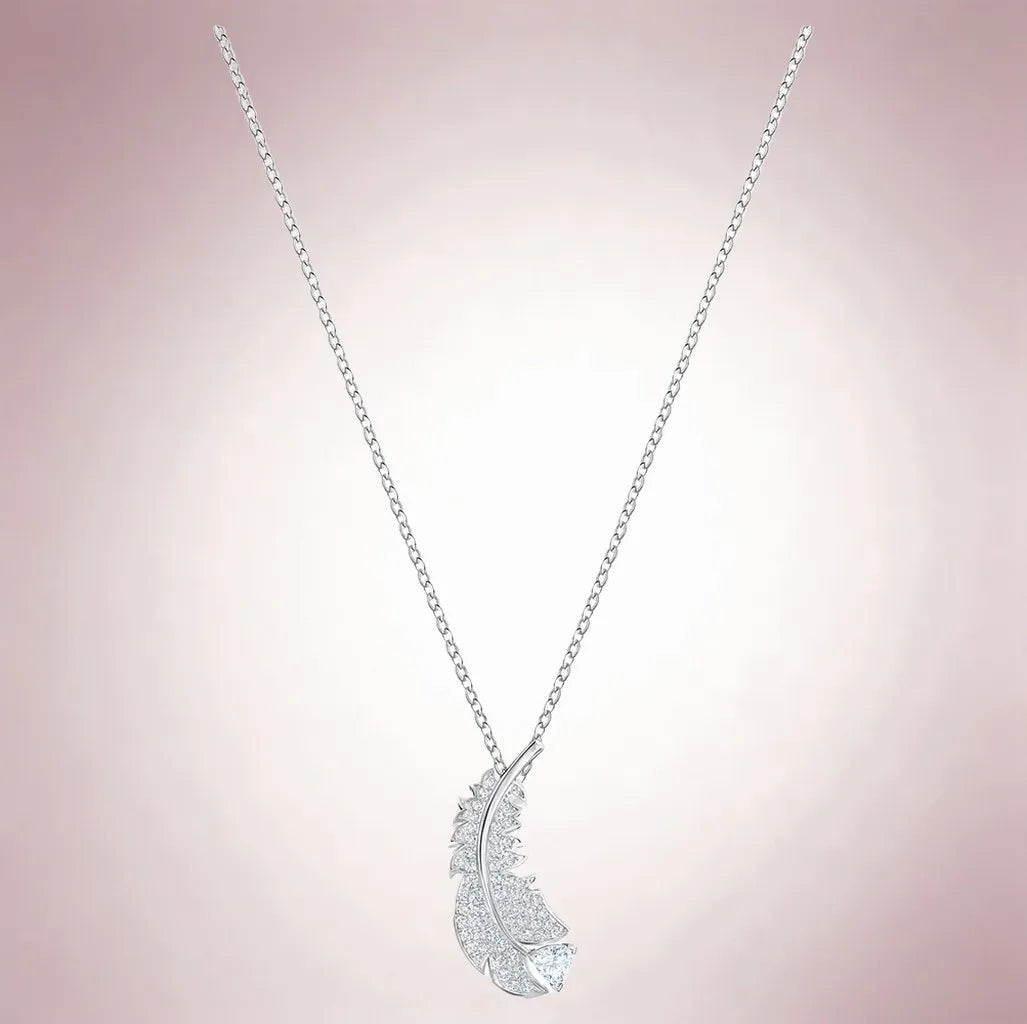 Elegant Dazzling Teardrop Crystal Jewelry Set for Women