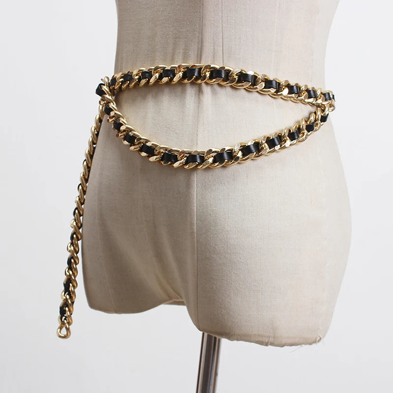 [EAM]  Pu Leather Black Metal Chain Split Joint Long Belt Personality Women New Fashion Tide All-match Spring 2025 1T186