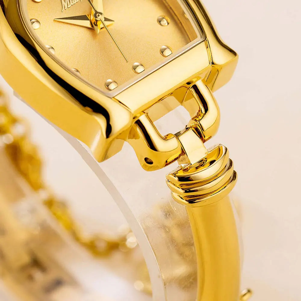 Cute Women Fashion Watches Small Dial Quartz Bracelet Wrist Watch Wholesale New Arrival With Pendant Ladies Wristwatch Hot Sale