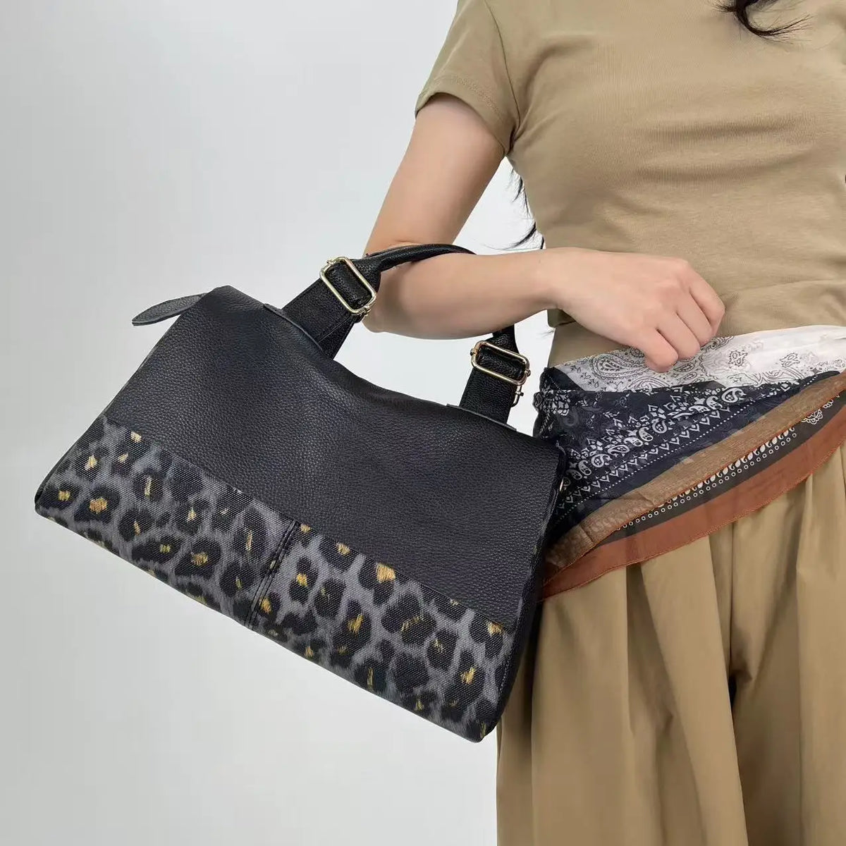 Leopard Print Large Capacity Shoulder Tote Bag for Women