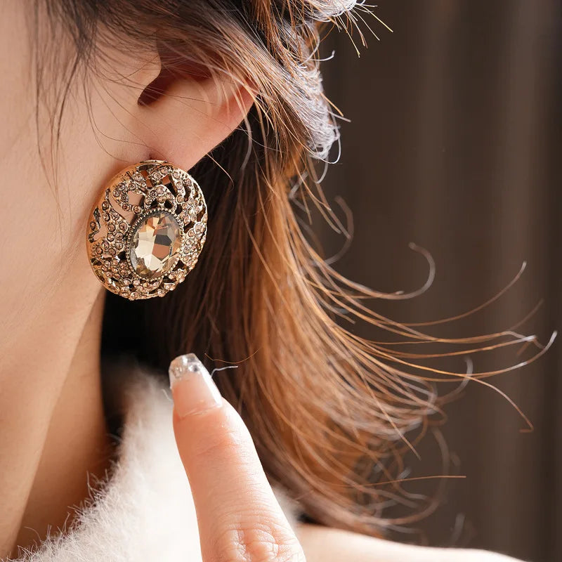 Retro Oval Rhinestone Stud Earrings