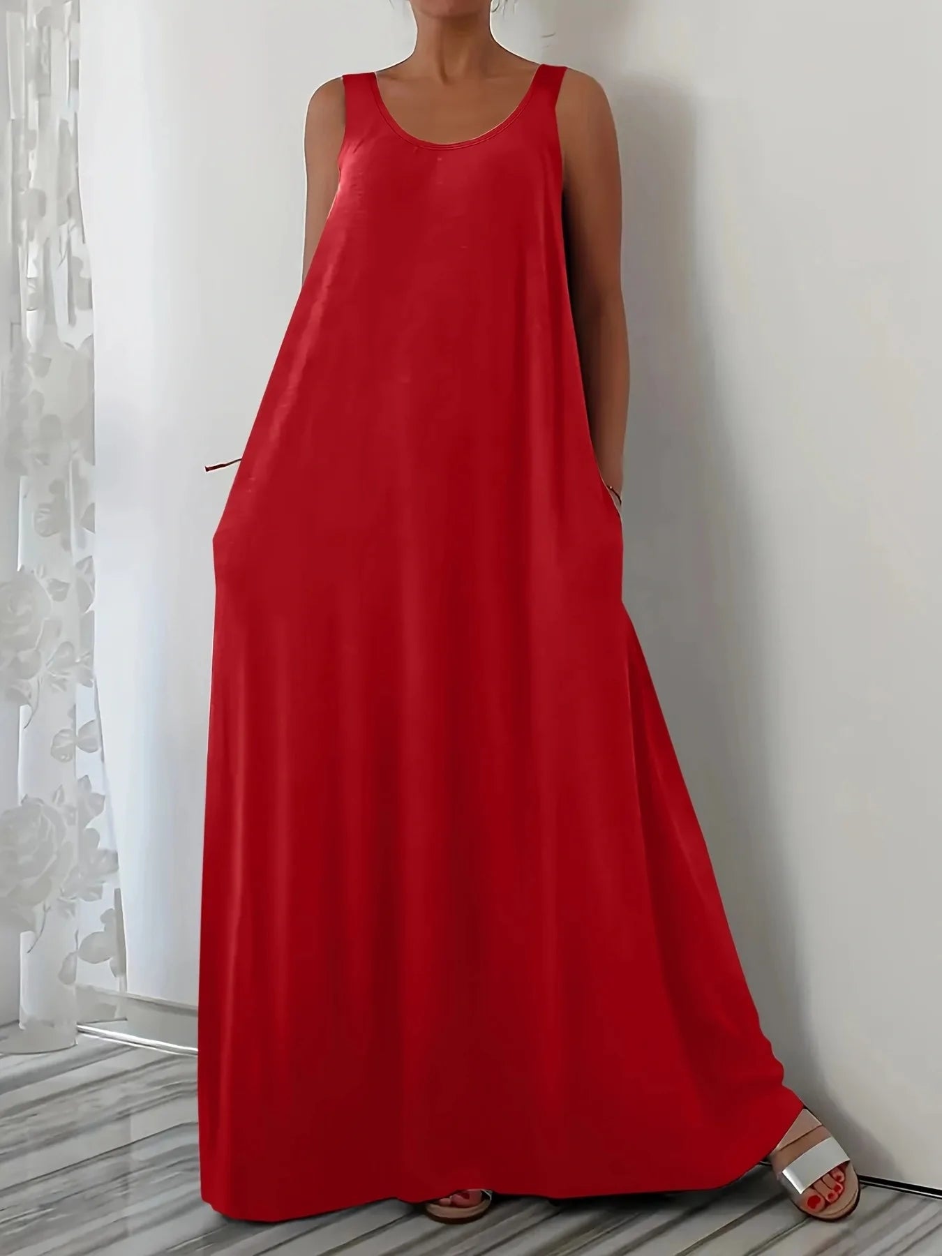Summer 2026 Plus Size Solid Color Casual Dress with Side Pockets Sleeveless Women's Fashion Trend Outerwear
