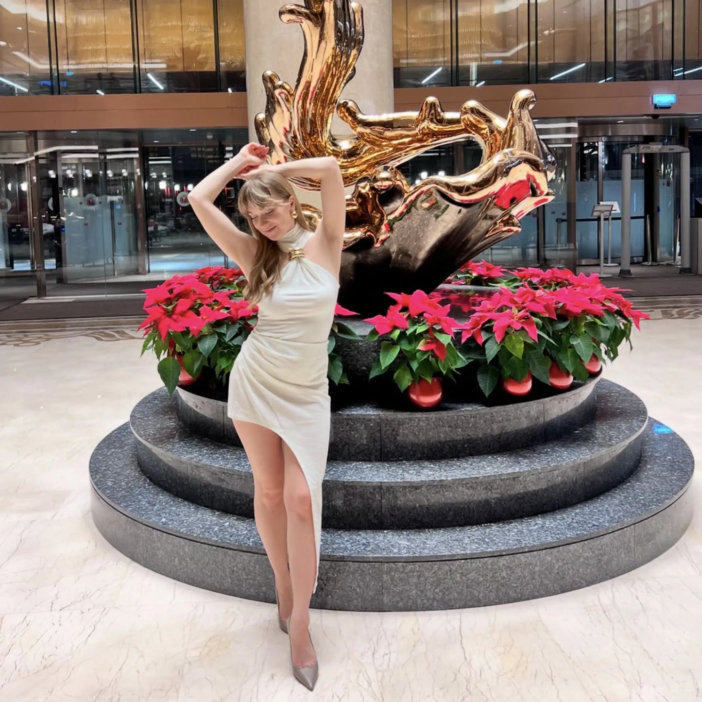 TARUXY Gold Ring Sleeveless Off-shoulder Top Female High Elasticity Fashion Slim Camis Streetwear 2025 New Summer Lady T shirt