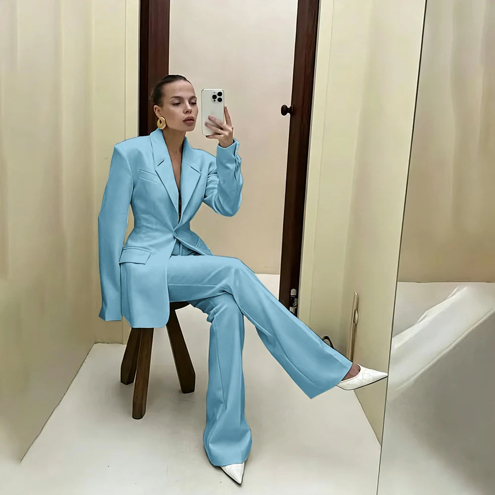 White Single Breasted Notched Collar Blazer Set For Women